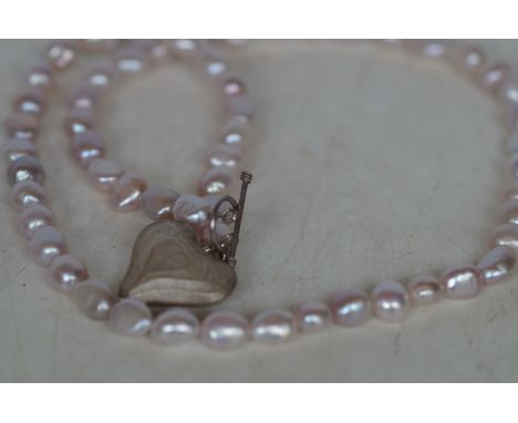 Silver heart necklace &amp; pink stones 