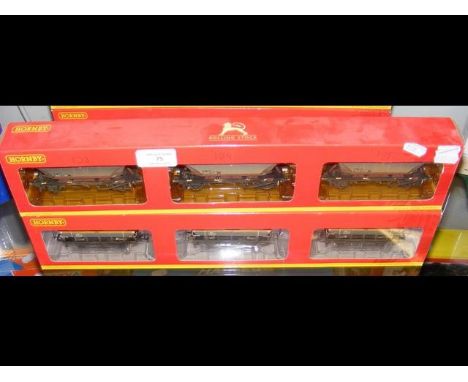A boxed Hornby MGR Hopper with Canopy and one other 