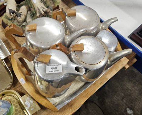 6 PIECE PICQUOT WARE TEA SERVICE   Condition   