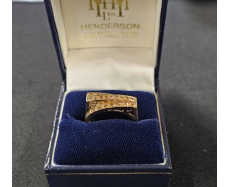 9 CARAT GOLD GENTS RING, WEIGHT APPROX 4 3 GRAMS   Condition