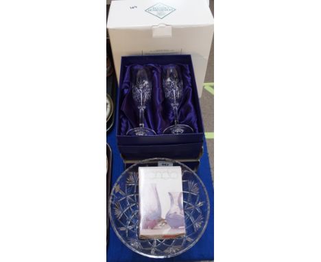Assorted Edinburgh crystal including bowl, six champagne flutes and a Caithness vase Condition Report: Available upon request