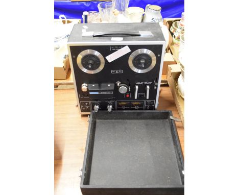 AKAI REEL TO REEL TAPE RECORDER