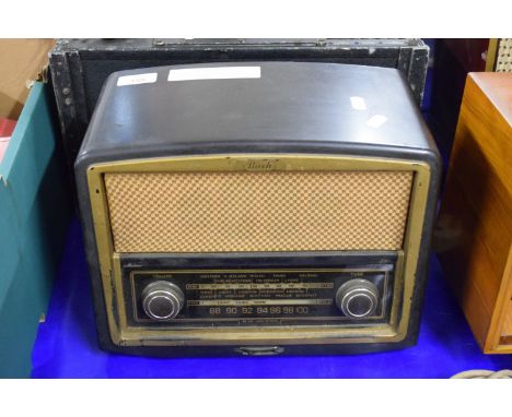 VINTAGE RADIO