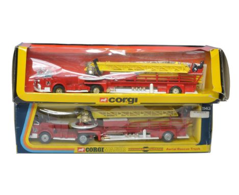 Corgi duo of fire appliance issues comprising No. 1143 in box variations as shown. Generally very good to excellent in fair t