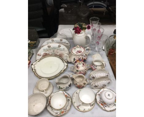 A QUANTITY OF CERAMIC ITEMS TO INCLUDE ROSINA CHINA CUPS AND SAUCERS, ROYAL STAFFORD PURSE VASES, MASON'S 'FRUIT BASKET' TEAP