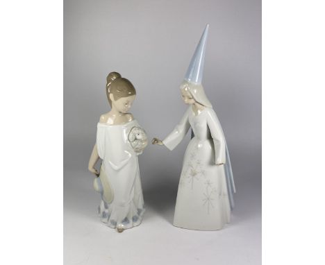 TWO CERAMIC FIGURES - ONE NAO AND ONE LLADRO (HAND A/F) 
