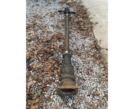 A VINTAGE CAST IRON LIGHT POST 