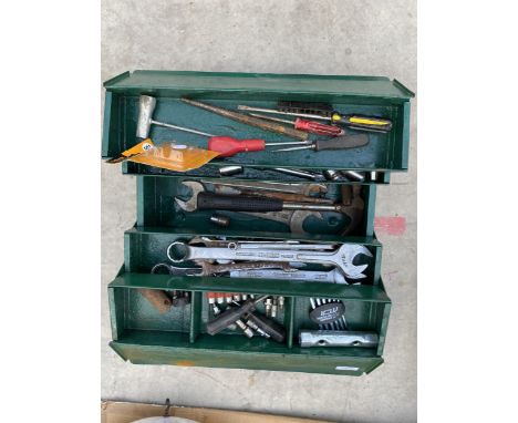 A METAL TOOL BOX WITH AN ASSORTMENT OF TOOLS TO INCLUDE SPANNERS AND SCREW DRIVERS ETC 
