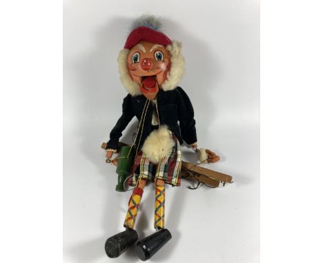 A VINTAGE 1950'S PELHAM PUPPET - MACBOOZLE IN ORIGINAL BOX 