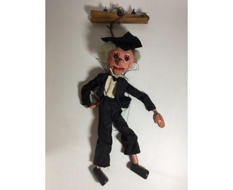 A VINTAGE 1960'S SCHOOLTEACHER PELHAM PUPPET, IN ORIGINAL BOX 