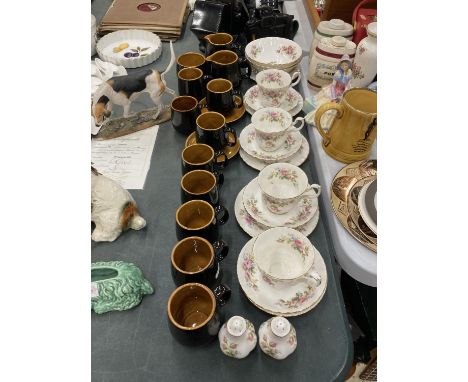 A QUANTITY OF ROYAL ALBERT 'MOSS ROSE' CUPS, SAUCERS, SIDE PLATES AND BOWLS, PLUS PRINKNASH CUPS, SAUCERS, CREAM JUGS AND A S