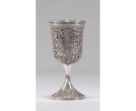Finely chiseled silver cup - Weight:  350 g - Sizes: H=180mm D=90mm - Condition: At first sight - good condition - no restora
