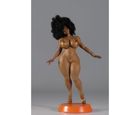 Spencer Davis pin-up statue - Weight:  720 g - Sizes: H=310mm L190mm - Condition: At first sight - good condition - no restor
