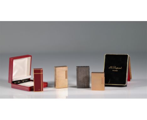 Europe - lot of 4 lighters (3 Dupont and 1 Cartier) - 20th - Weight:  448 g - Region: France - Sizes: Divers - Condition: At 