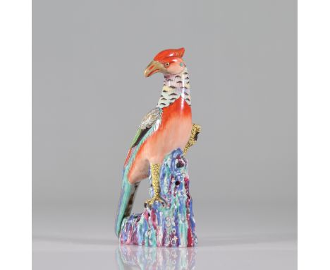 Porcelain bird in the Chinese spirit XVIII / XIXth Samson - Weight:  497 g - Region: Chine - Sizes: H=210mm L=55mm - Conditio