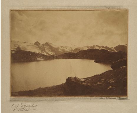 18
ALBERT STEINER  1877-1965
St Moritz Lej Sgrischus im Fextal   c. 1920 
Stampa fotografica vintage gelatina sali d’argento.