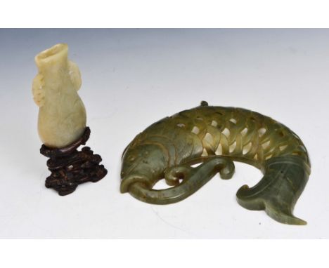 A CHINESE SPINACH JADE CARVED AND PIERCED MODEL FISH, 19th Century, 19.5cm and a small jade carved two handled vase with flow