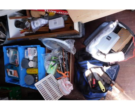 A group of woodworking tools, guns, screws, carrier bags, etc. (3 boxes and 2 bags)