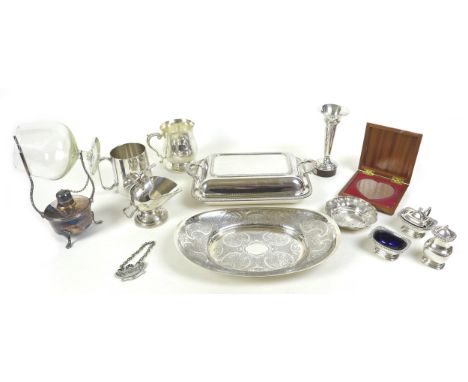 A group of silver plated wares, including a brandy warmer, tureen and cover, condiment set, tankard, flower vase. (1 box) 