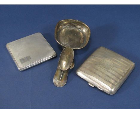 Mixed smoking lot comprising two silver engine turned cigarette cases and a further silver travelling ashtray, 10 oz approx 