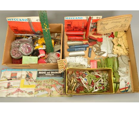 A QUANTITY OF UNBOXED AND ASSORTED MECCANO AEROPLANE CONSTRUCTOR OUTFIT PARTS, from No.1 and 2 Special Aeroplane Outfit, with