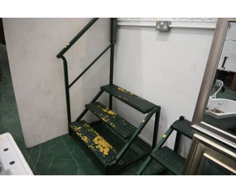 Pair of caravan steps with handrail, height to top step 57 cm (to match lot 487)