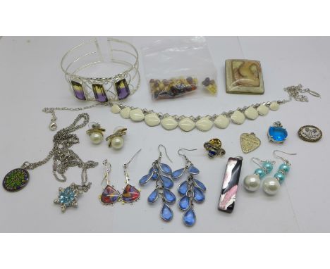Jewellery including a Danish enamel necklace and brooch, tree of life pendant and chain, blue stones pendant and chain, earri