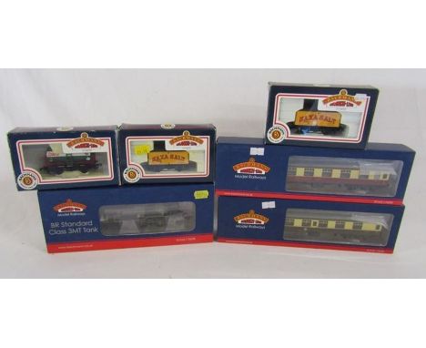 Bachmann 00 gauge BR standard class 3MT Tank 82001 early emblem, Restaurant and first coach, Saxa Salt and Castrol Oil wagons