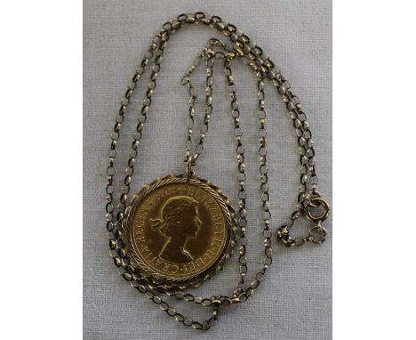 Elizabeth II 1967 gold full sovereign in pendant mount on 9ct gold chain, total weight 11.2g