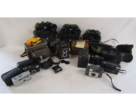 Collection of cameras and binoculars including 'Brownie 127', No.2 Brownie, Prinz Auto Copal-MXV with Miranda and Pathescope 
