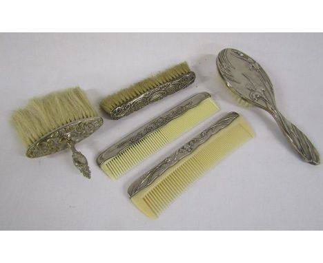 S &amp; Co Birmingham 1901 silver clothes brush, white metal crumb brush and hairbrush and comb set&nbsp;&nbsp;