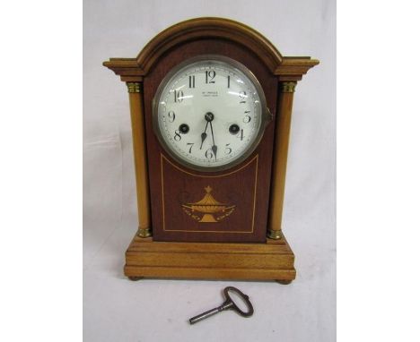 Wm Maggs Forest Gate mantel clock approx. 32cm H x 23cm W x 12cm D
