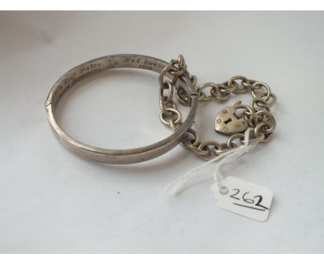 A silver bangle &amp; bracelet - 40gms