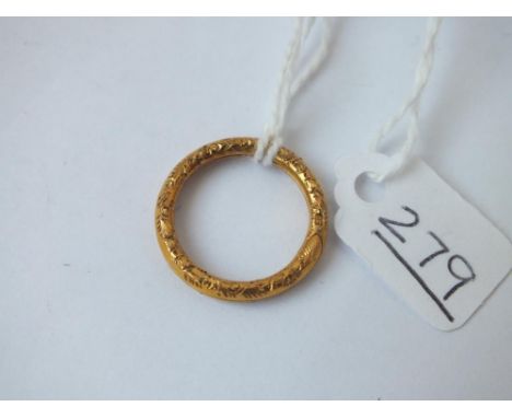 A split ring in 9ct - size J - 3.1gms