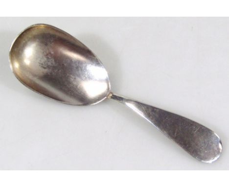 A George III Irish silver rattail caddy spoon, by Richard Sawyer, Old English pattern, Dublin 1815, 10cm wide 