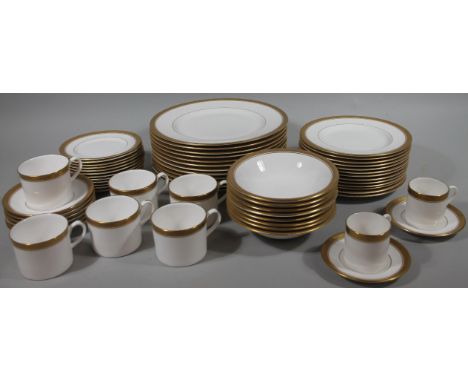 A Royal Worcester Davenham pattern part service, to include dinner plates, 30cm diameter, two sized cups, side plates, bowls,