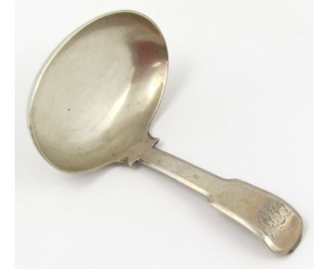 A George III silver caddy spoon, initialled fiddleback pattern with deep plain bowl, London 1814, 7cm wide 