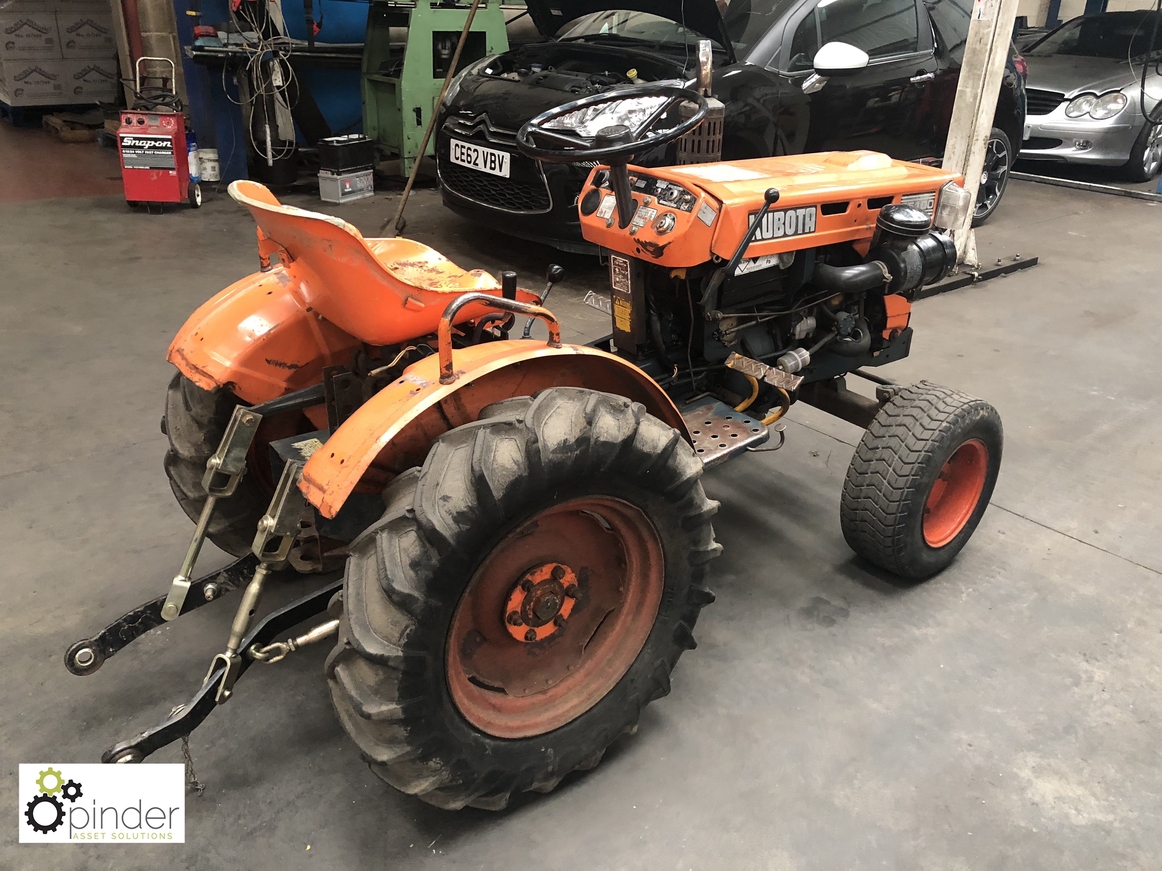 Kubota B5100e 2 Wheel Drive Tractor With Pto 1192