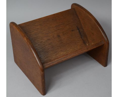 An Edwardian Oak Book Trough, 24.5cm wide 