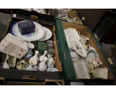 TWO TRAYS OF CHINA AND CERAMICS TO INCLUDE POOLE POTTERY, ROYAL WORCESTER ETC.