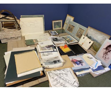 Qty of frames, old sketchbooks, canvases sketch-books, artwork from Artist's studio in Wiltshire clearance, condition - clear