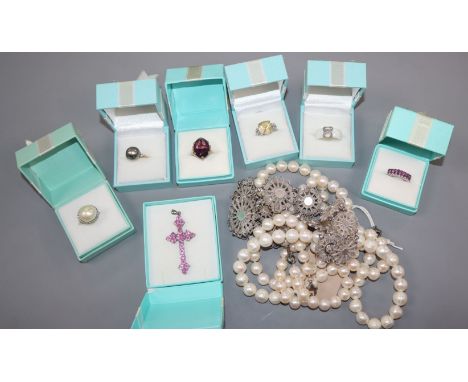 Six assorted gem set dress rings, including two 9ct gold, a gem set pendant and four necklaces including freshwater cultured 