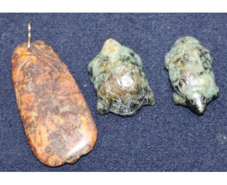 Two jade turtles and a brown jade cicada