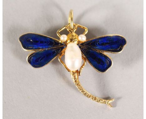 A SMALL PEARL AND ENAMEL DRAGONFLY BROOCH.