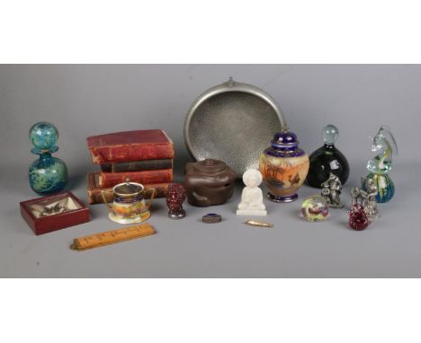 A quantity of collectables, to include Mdina paperweights, Noritake ceramics, Holy Bible, Chinese clay teapot and Old English