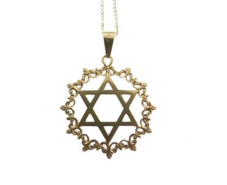 Judaica - Yellow metal 'Star of David' pendant with wreath surround, stamped 750, together with an unmarked yellow metal fine