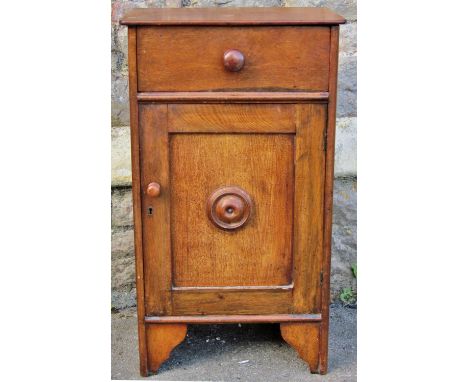 19th century mahogany bedside or lamp table enclosed by a door and drawer, 44cm wide, together with a small oak freestanding 