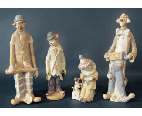 A collection of Lladro (5) Cascades porcelain figures, principally clown themed, and others, 16 pieces total 