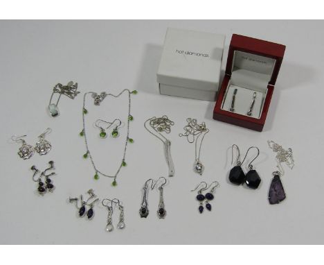 Collection of modern silver jewellery to include a Hot Diamonds boxed pair of diamond and pearl drop earrings, a pendant neck