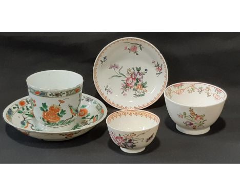 18th century New Hall tea bowl together with a Chinese Famille Verte cup and saucer etc (AF)